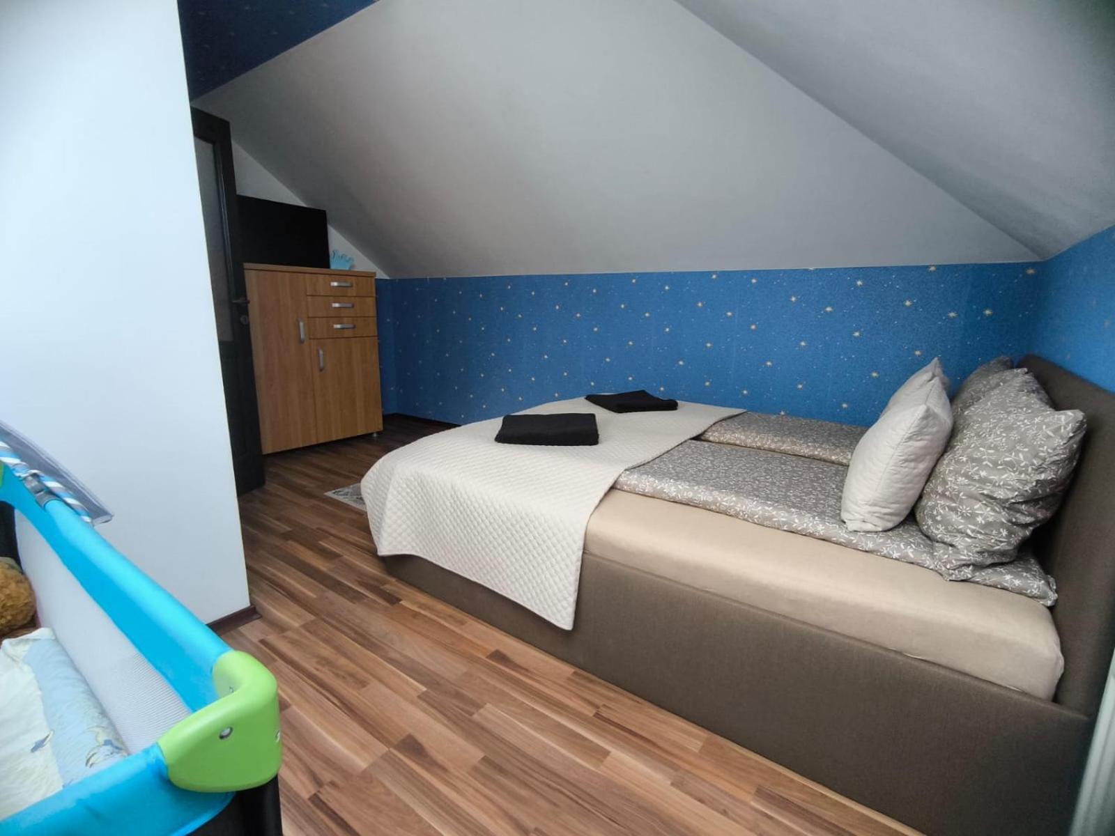 Morrison Apartments М'єркуря-Чук Номер фото